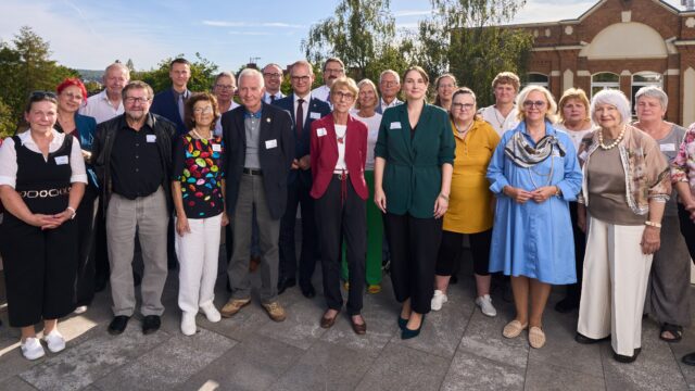 Alle Preisträger mit Juroren, Laudatoren und Ministerin